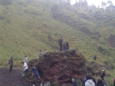 Cinema Noctambulante on Twitter Explora el crater del volcán Xitle en