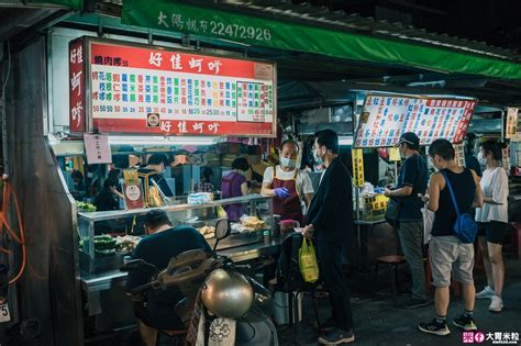 南機場夜市美食│好佳蚵嗲。炸物控必吃超人氣排隊炸蚵嗲＋炸香菜捲～20多種炸物酥脆涮嘴！ 大胃米粒 David And Milly