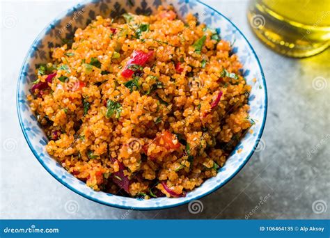 Salade Traditionnelle Turque Kisir De Bulgur Image Stock Image Du