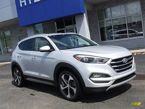 Molten Silver Hyundai Tucson Sport Awd Photo