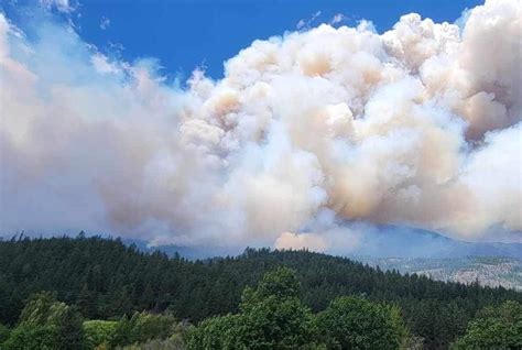 Military International Resources Help Fight B C Wildfires As More Evacuation Orders Alerts