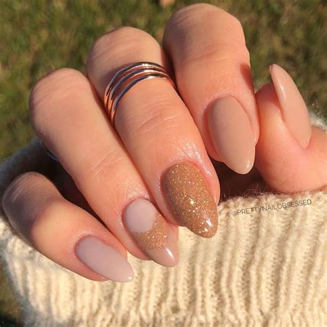 Nail Designs 2024 Almond Arly Corabella