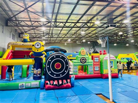 Inflatable World Joondalup Ballajurra Leeming Mandurah And Shenton