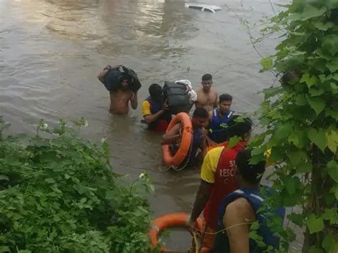 Amid Heavy Rain 11900 People Shifted To Shelter Homes In Gujarat Mp