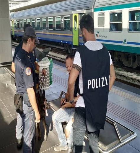 Rail Safe Day Controlli Della Polizia Nelle Stazioni Ferroviarie