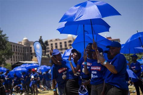 South Africa's main opposition party lays out plans to unseat the ...