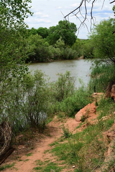 Trail Along Verde River, Arizona Stock Image - Image of amazing, explore: 157988611