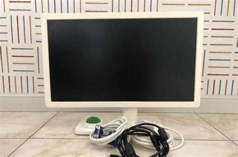 Монитор Benq ET-0035N белый 21,5" | Festima.Ru - Мониторинг объявлений
