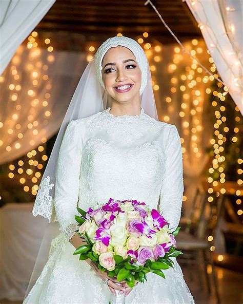 Beautiful Hijabs Worn By Brides Photo Fotografi Dautore Beautiful