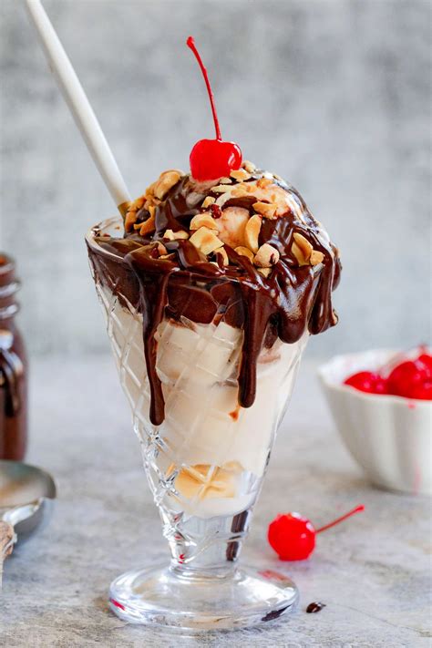 Best Hot Fudge Recipe Ready In 10 Minutes Mom On Timeout