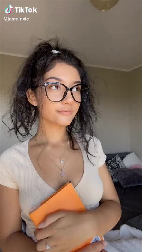 Arab Tik Tok Thot Goes All In With A Sex Tape Gb Link In