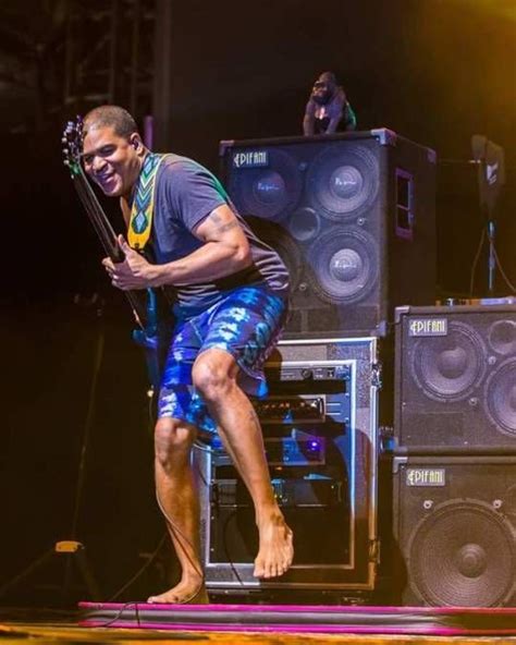 Oteil Burbridge of Dead & Company Phil Lesh And Friends, Tedeschi ...