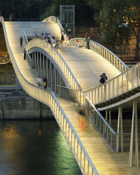 Balades Le Long De La Seine Paris Hors Piste