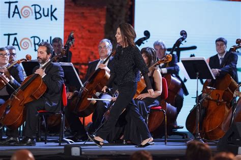 Taobuk Grande Successo Per La Serata Di Gala Al Teatro Antico Di