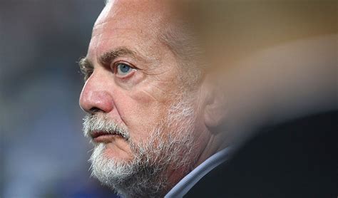 Aurelio De Laurentiis Indagato Per L Affare Osimhen Falso In