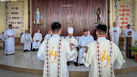 Dos Nuevos Di Conos Del Vicariato San Jos Para Una Iglesia Con Rostro