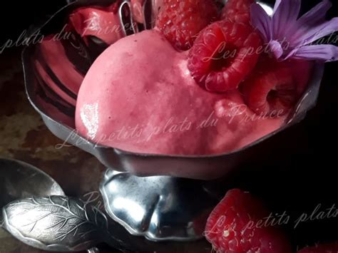 Glace à la mûre onctueuse et fruitée sans sorbetière Recette par Les