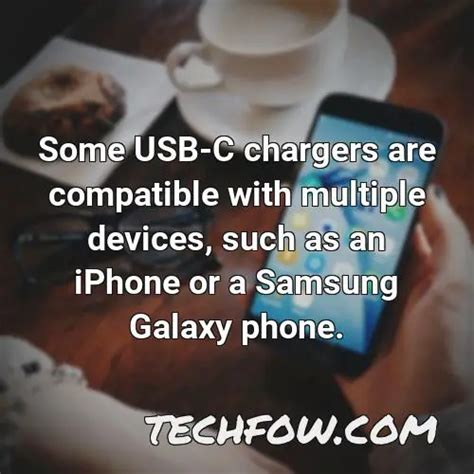 Can I Charge Samsung Phone With Apple Charger (FAQs!) - TechFOW.com