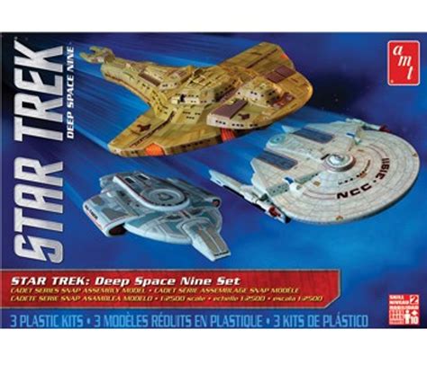 AMT-764 1/2500 Star Trek Deep Space Nine: USS Saratoga, USS Defiant ...