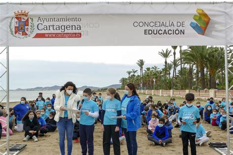 La Concejalía de Educación colabora en el proyecto Pasos por el Mar