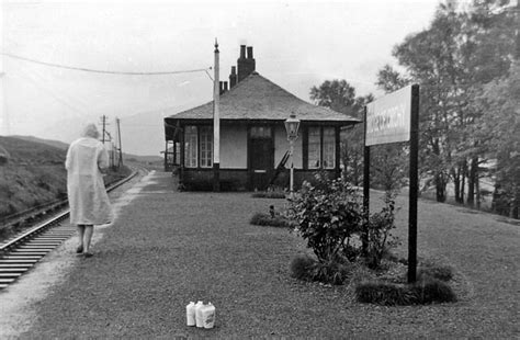 BRIDGE OF ORCHY - RAILWAY STATIONS UK