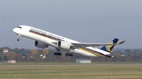 Stunning Singapore Airlines A350 900 9v Smb Takeoff From Düsseldorf