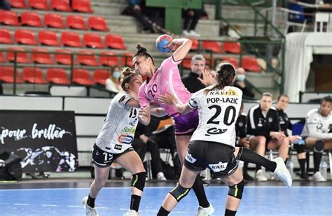 Handball Ligue féminine les Neptunes de Nantes commenceront la