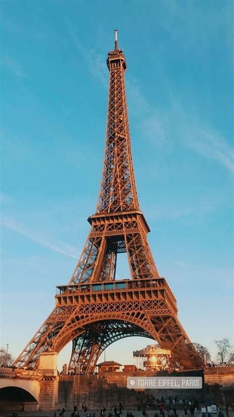 Eiffel Tower Paris Wallpaper | Paris wallpaper, Paris travel, Parisian life