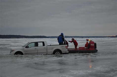 2 Rescued After Truck Goes Through Ice On Leech Lake Cbs Minnesota