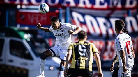 Clásico Uruguayo Nacional Vs Peñarol Resumen Y Historial En Pocas Palabras