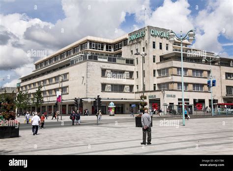 Dingles Department Store Royal Parade Plymouth Devon Stock Photo Alamy