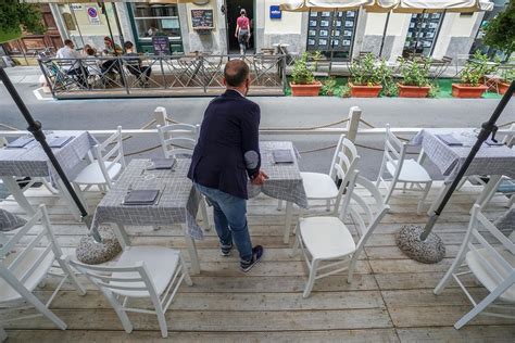 Dehors Arriva La Proroga Dei Tavolini All Aperto Fino A Fine Anno