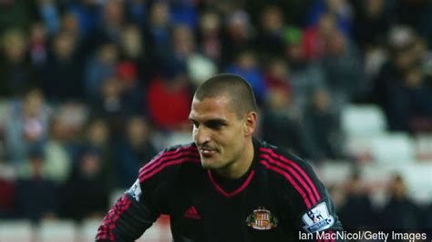 Vito Mannone Makes Admission About Sunderland Exit And Slams Martin Bain