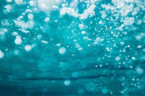 Bubbles,underwater,water,ocean,sea - free image from needpix.com