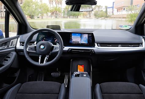 Foto S Review 2023 Bmw 225e Active Tourer Phev Test Autogids