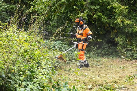 Kosa spalinowa Stihl FS 561 C EM z tarczą Techsad pl