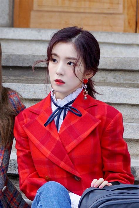 6 Of Red Velvet Irene’s Most Unforgettable Hairstyles Since Debut