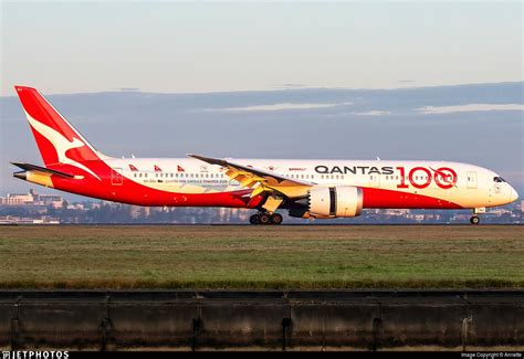 Jetphotos On Twitter Qantas 100th Anniversary Special Livery 787 Landing In Sydney