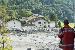 8 People Missing In Switzerland After Mudslide Daily Mail Online