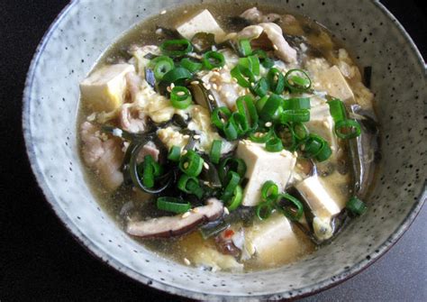 Kombu Kelp Tofu Soup Recipe By Hiroko Liston Cookpad