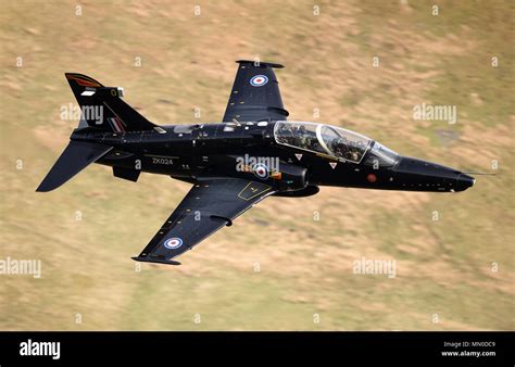 BAE Systems Hawk Mk2 Low Level Stock Photo Alamy