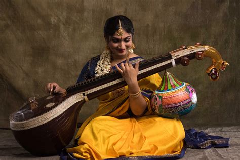 Veena: Definition, History, Types & Famous Players - ipassio Wiki