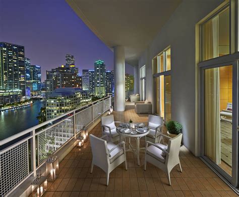 Luxury Hotels Miami - Brickell | Mandarin Oriental, Miami FL