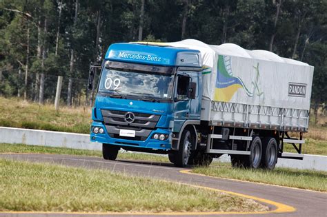 Dieciocho Ruedas Mercedes Benz Atego 2430 CamiÓn Semi Pesado Con Adn BrasileÑo