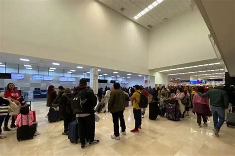 Esperaron 7 Horas En El Aeropuerto Para Poder Llegar A La CDMX Xeu