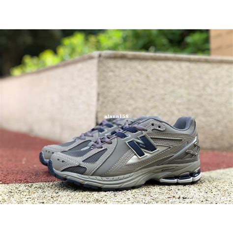 New Balance 1906 灰棕色 經典復古 運動 慢跑鞋 M1906rb 蝦皮購物