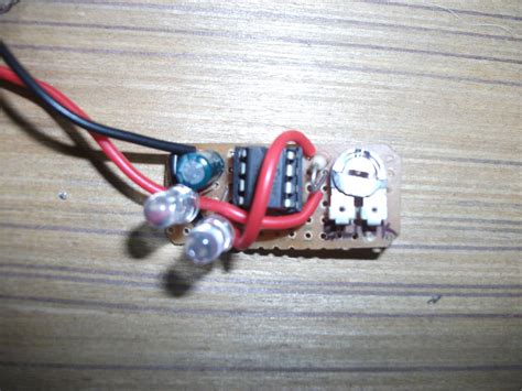 Alternating Flashing Led Circuit