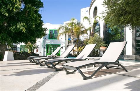 Hotel LIVVO Volcan Lanzarote Pool Pictures & Reviews - Tripadvisor