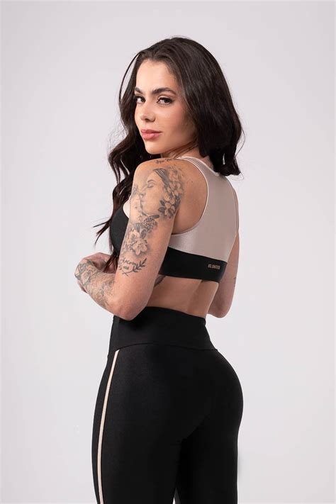 Top Bicolor Abertura No Decote Preto Nude Ref K3763 A Kaisan