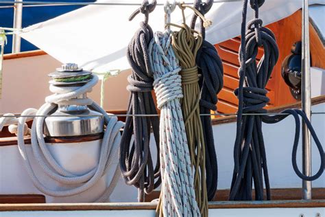Guide of Essential Fishing Boat Accessories | Fishing Looker